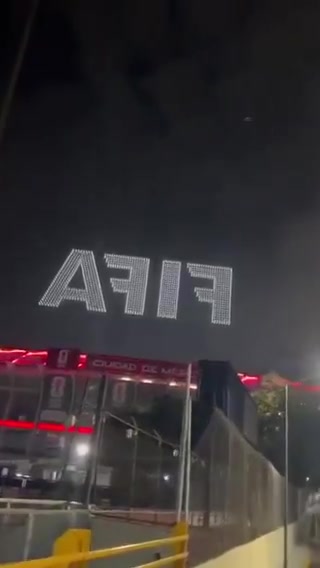 美加墨世界杯开幕式彩排:无人机矩阵霸屏天空 美加墨世界杯开幕式彩排:无人机矩阵霸屏天空