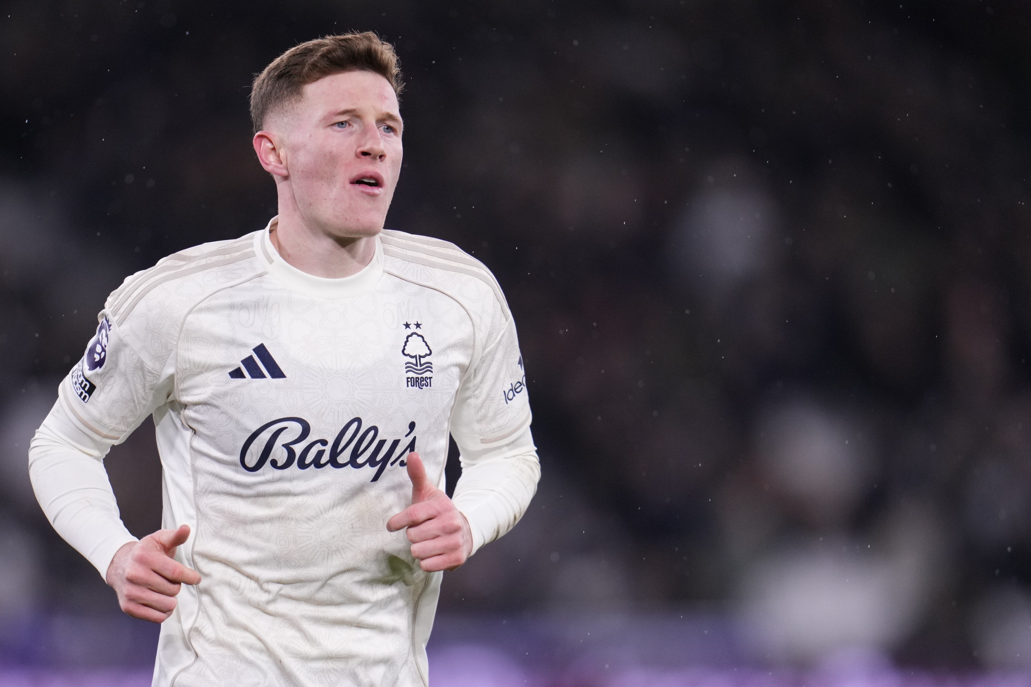 赛程密集仅留两天窗口 英格兰国脚转会面临后勤难题