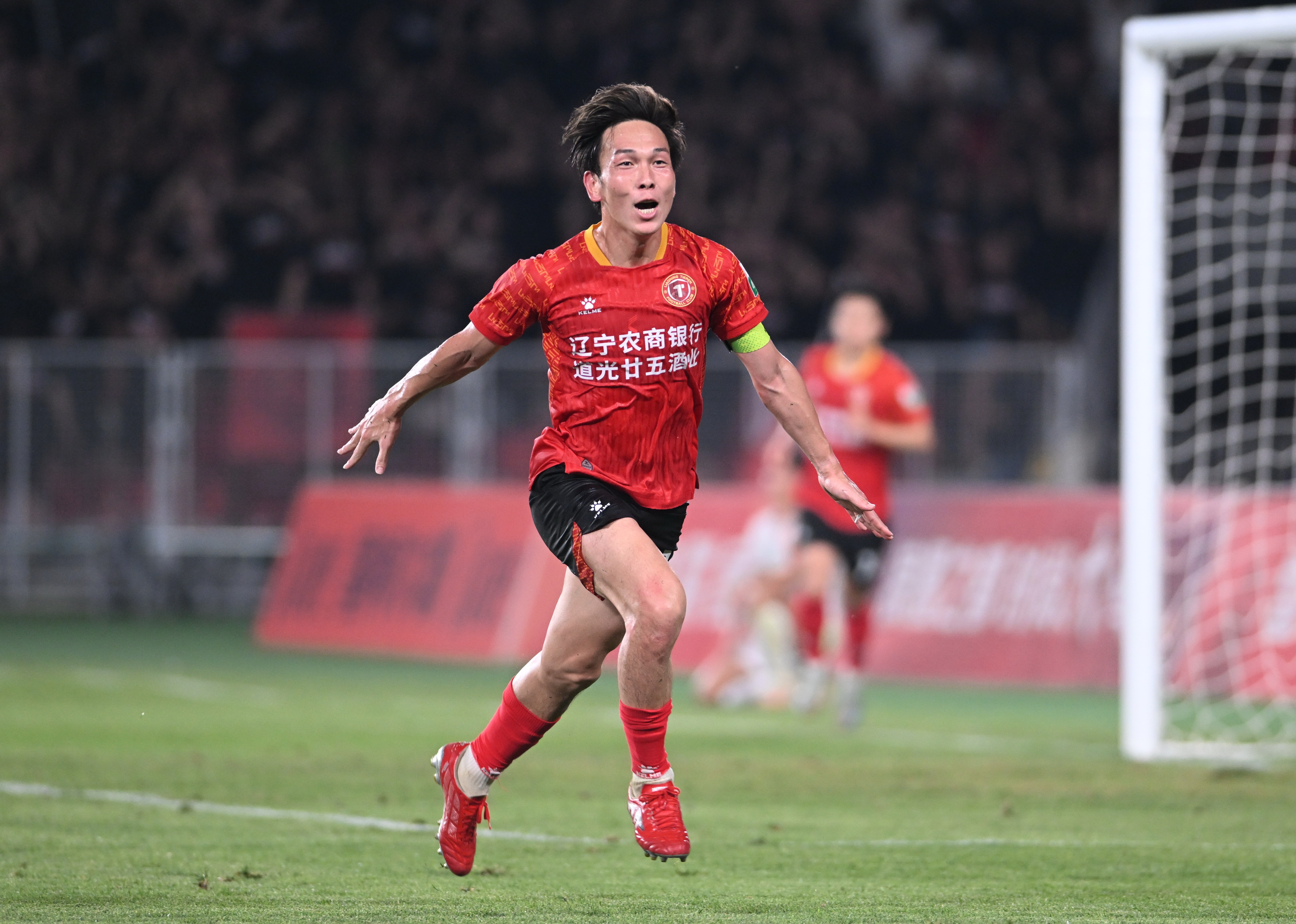 尼克斯对阵马刺比赛直播_高清尼克斯VS马刺比赛直播在线免费观看