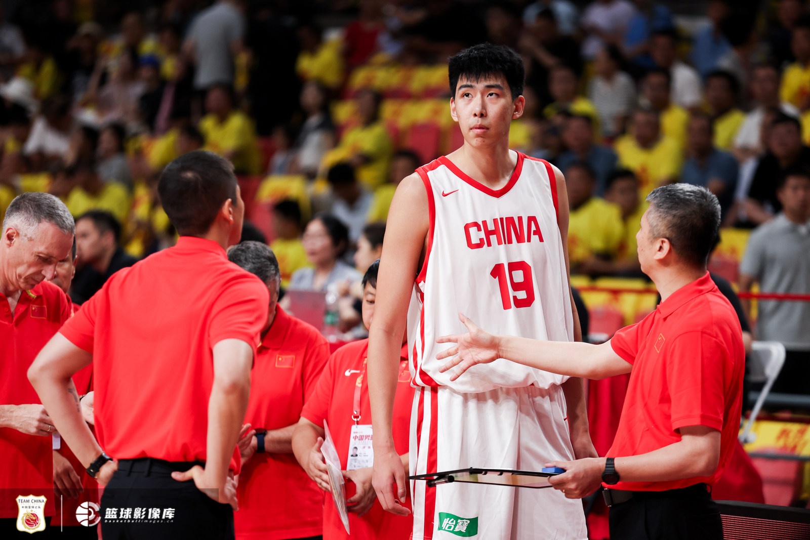 尼克斯vs骑士g3比赛时间_尼克斯对阵骑士G3开赛时间_赛事预告