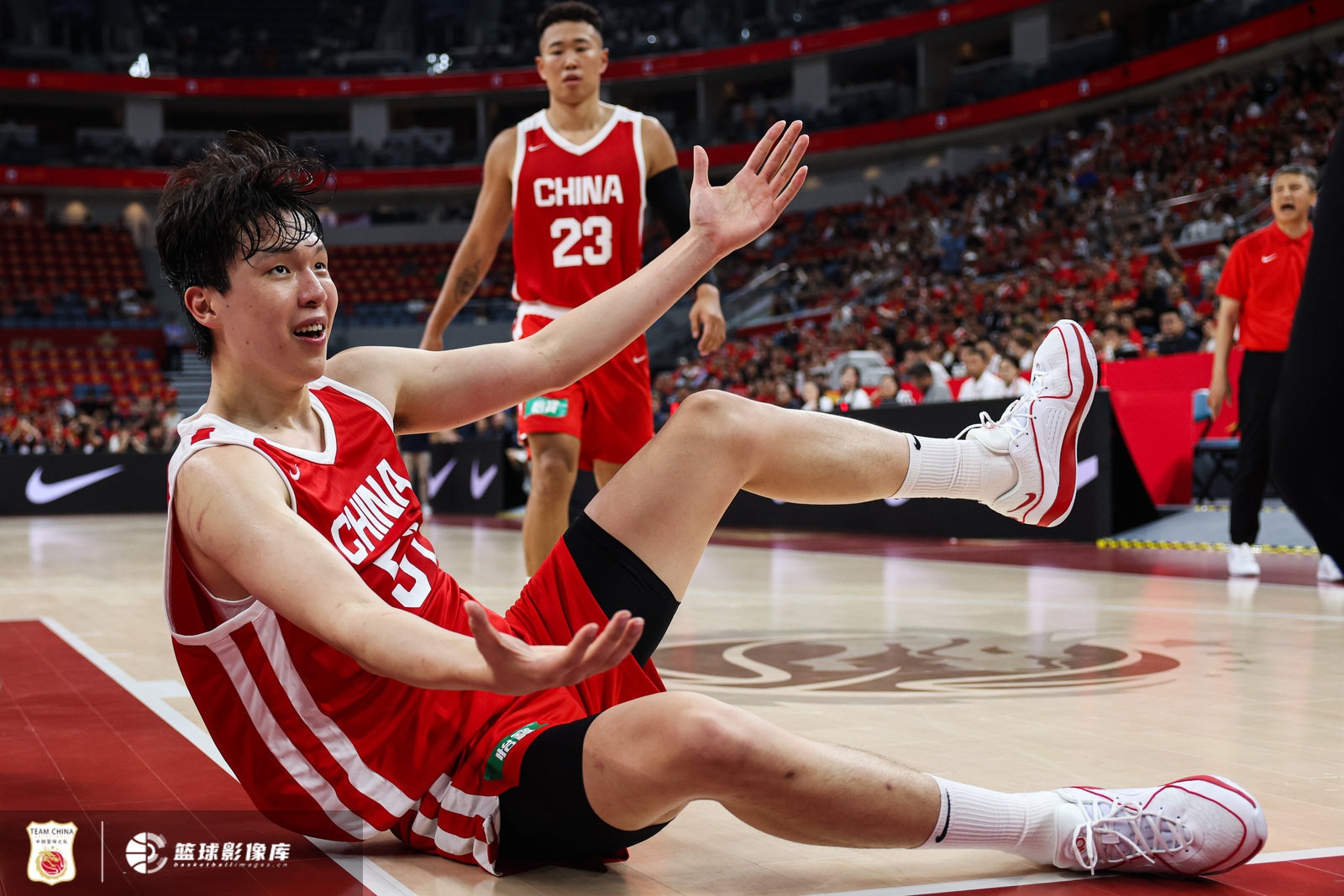 管维佳:杨瀚森低位单打同位置球员效果差 称不全是个人问题 管维佳:杨瀚森低位单打同位置球员效果差 称不全是个人问题