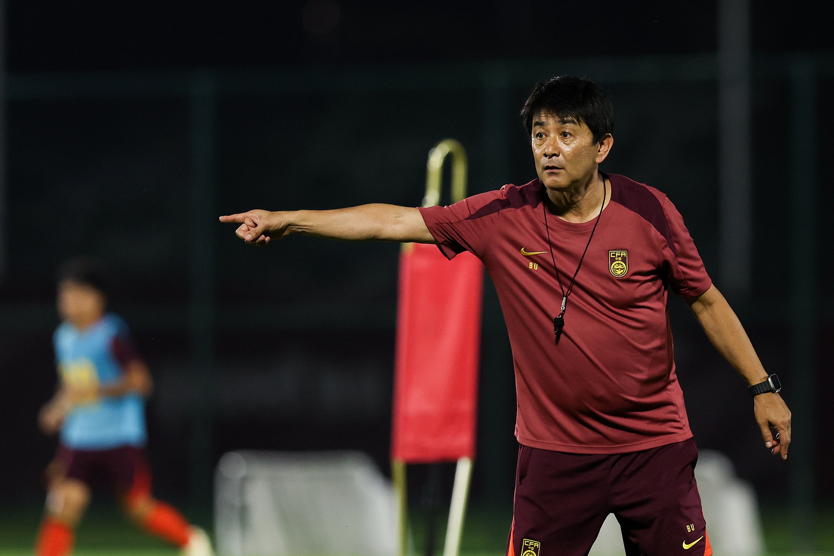 浮嶋敏:U17国足0-2坦桑尼亚,非洲高压逼抢暴露体系缺陷
