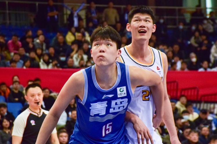 殳海：杨瀚森难当国家队核心 赵睿+胡金秋挡拆更有效