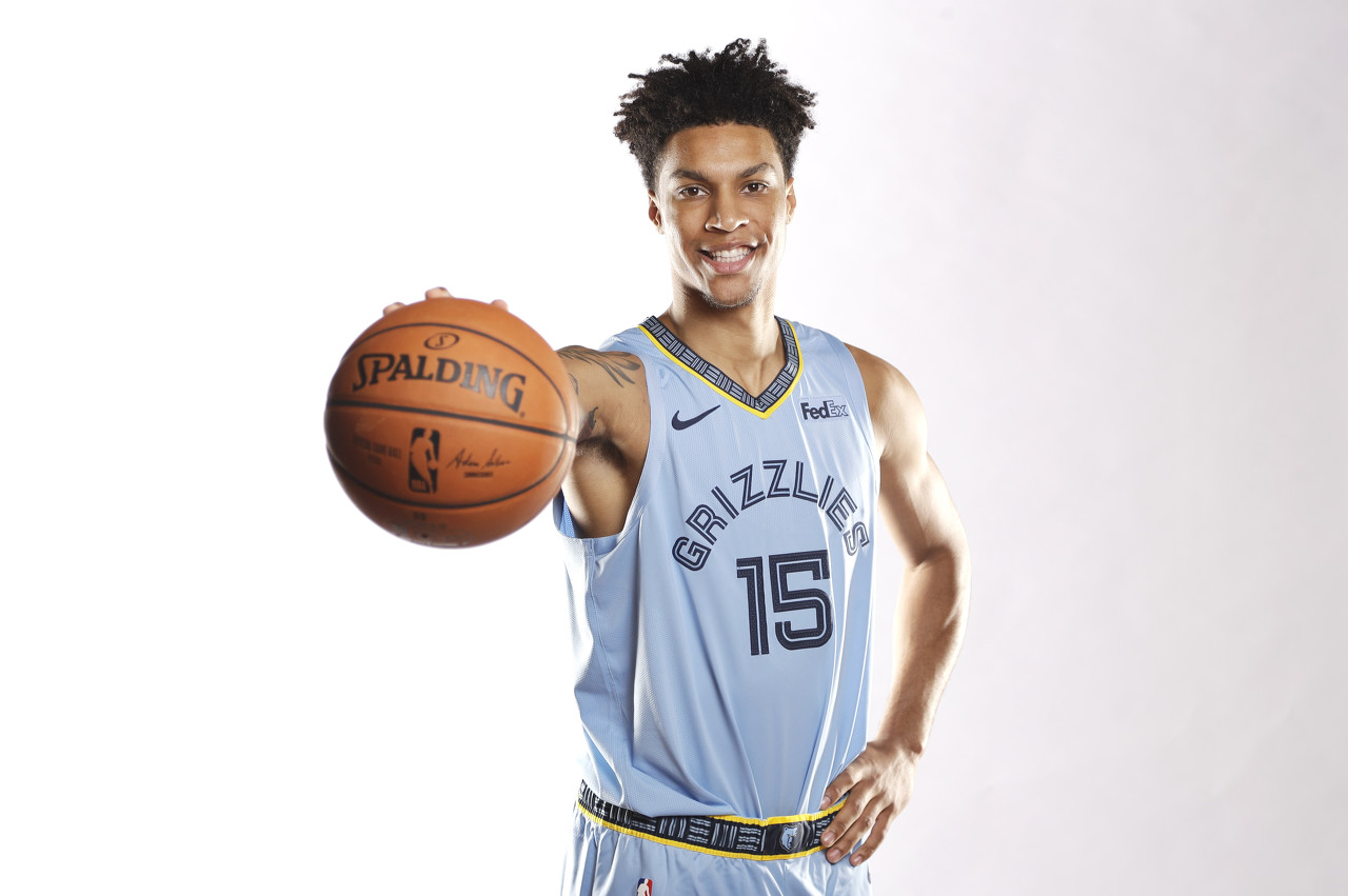 近十年夏联MVP/FMVP全纪录:勇士11号秀伦德博格2026包揽双料,湖人系仅两冠 近十年夏联MVP/FMVP全纪录:勇士11号秀伦德博格2026包揽双料,湖人系仅两冠