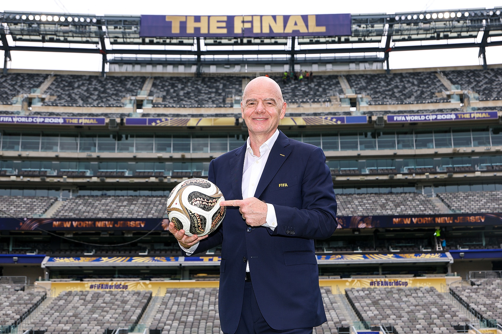 FIFA成立商业子公司估值200亿美元 欧足联炮轰因凡蒂诺 欧洲酝酿抵制世界杯