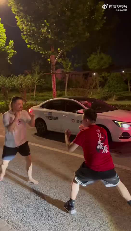 上海德比赛后冲突升级，四名球迷因斗殴被刑拘