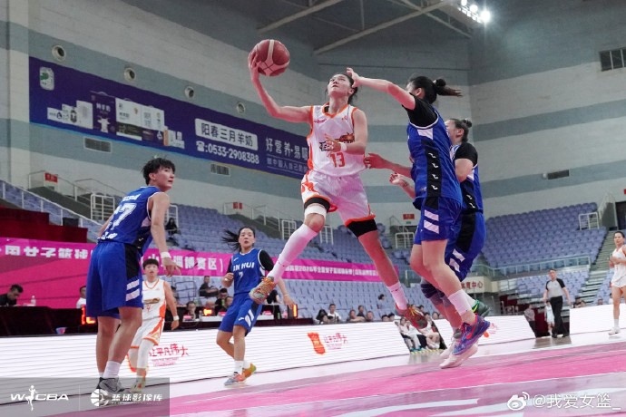 从全华班垫底到46分大胜 江西女篮完成阵容迭代 从全华班垫底到46分大胜 江西女篮完成阵容迭代