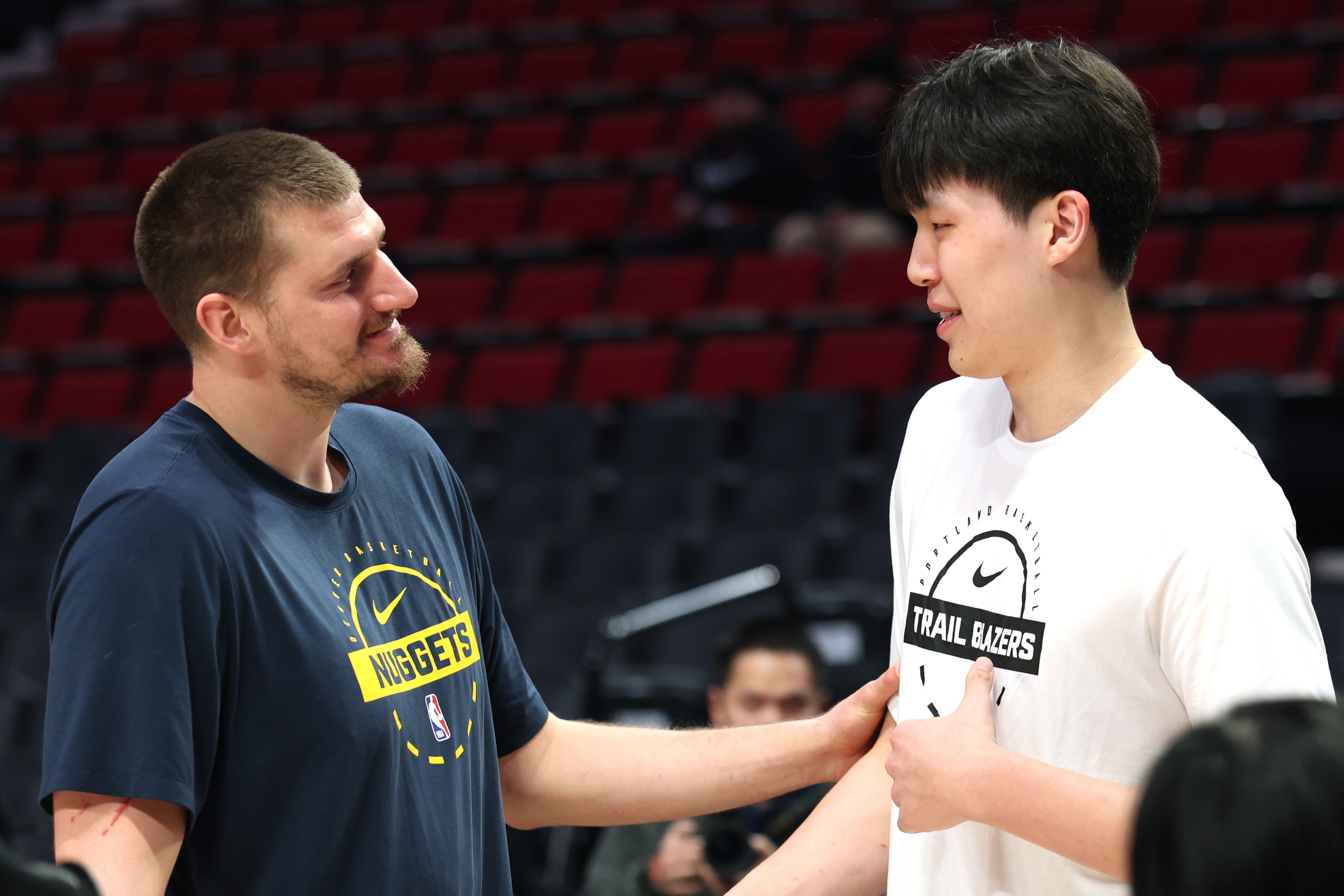 波特兰媒体：杨瀚森夏联前两场15+9.5+4.5 姚明第二季数据大涨是耐心例证