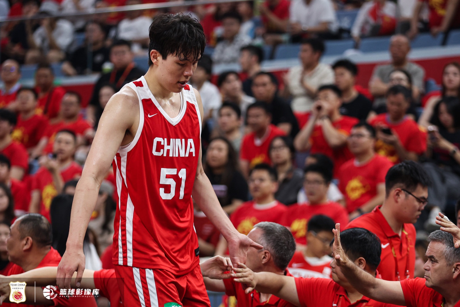 杨瀚森25分钟7+8,郭士强:他一年半没合练 杨瀚森25分钟7+8,郭士强:他一年半没合练